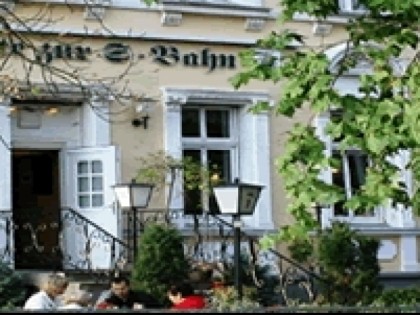 Foto: Zur S-Bahn